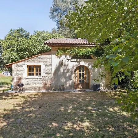 Maison De De La Cascade